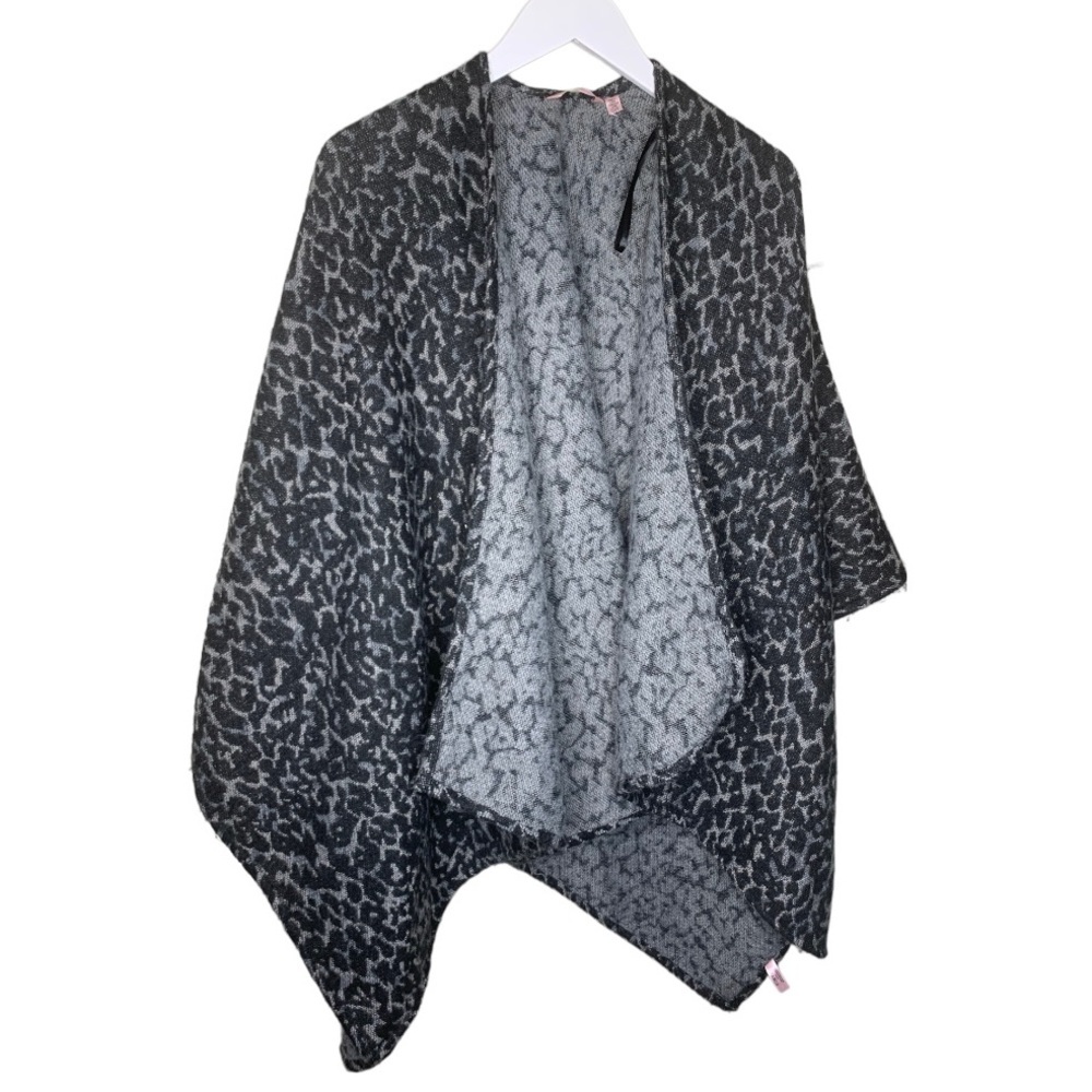 LA VIE EN ROSE Animal Print Open Front Poncho Cape Grey One Size O/S